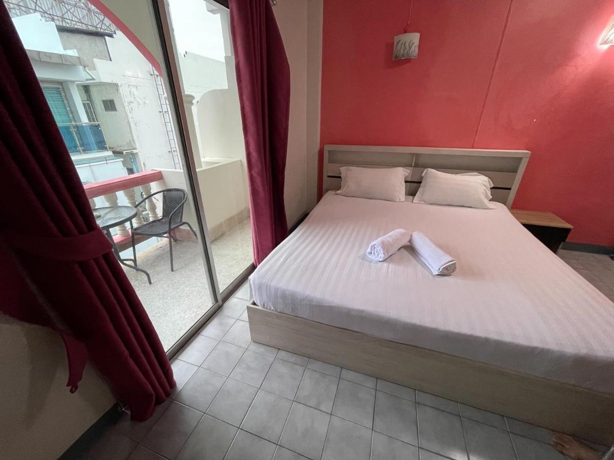 פאטאיה D.D. Inn Beach Guesthouse מראה חיצוני תמונה