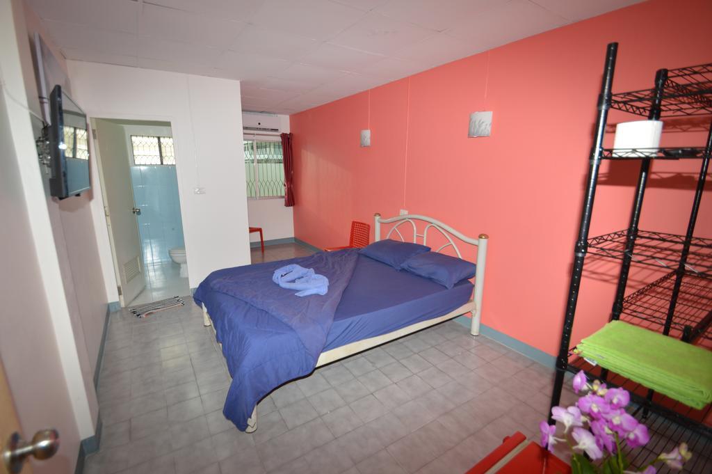 פאטאיה D.D. Inn Beach Guesthouse מראה חיצוני תמונה