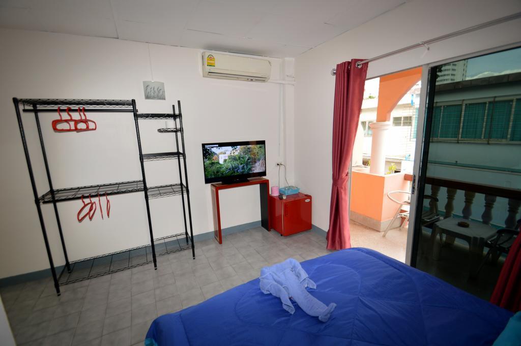 פאטאיה D.D. Inn Beach Guesthouse מראה חיצוני תמונה